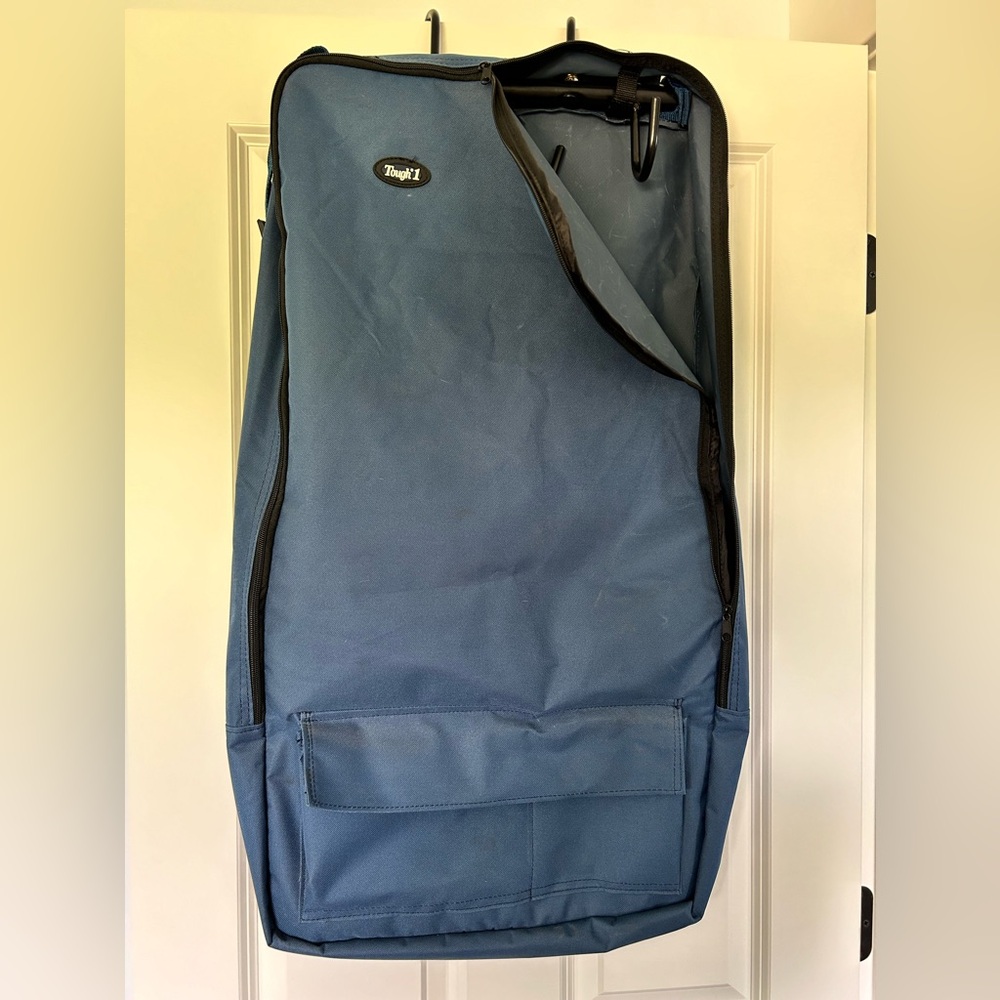 Tough-1 Bridle/Halter Bag with 3-Prong Tack Rack